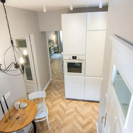 Nearto Old Town Kraszewskiego Street