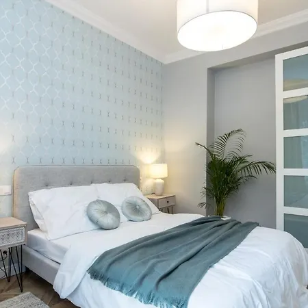 Nearto Old Town Kraszewskiego Street *